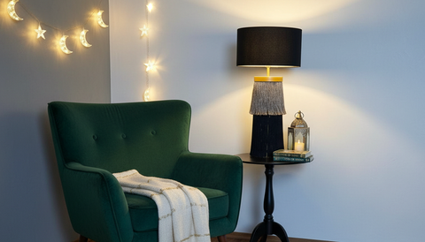 Modern Fringe Table Lamp