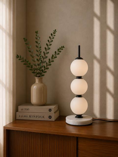 Opal Balls Table Lamp